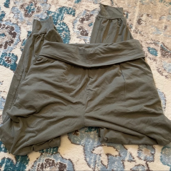 SOLD - Picture 4 of 8